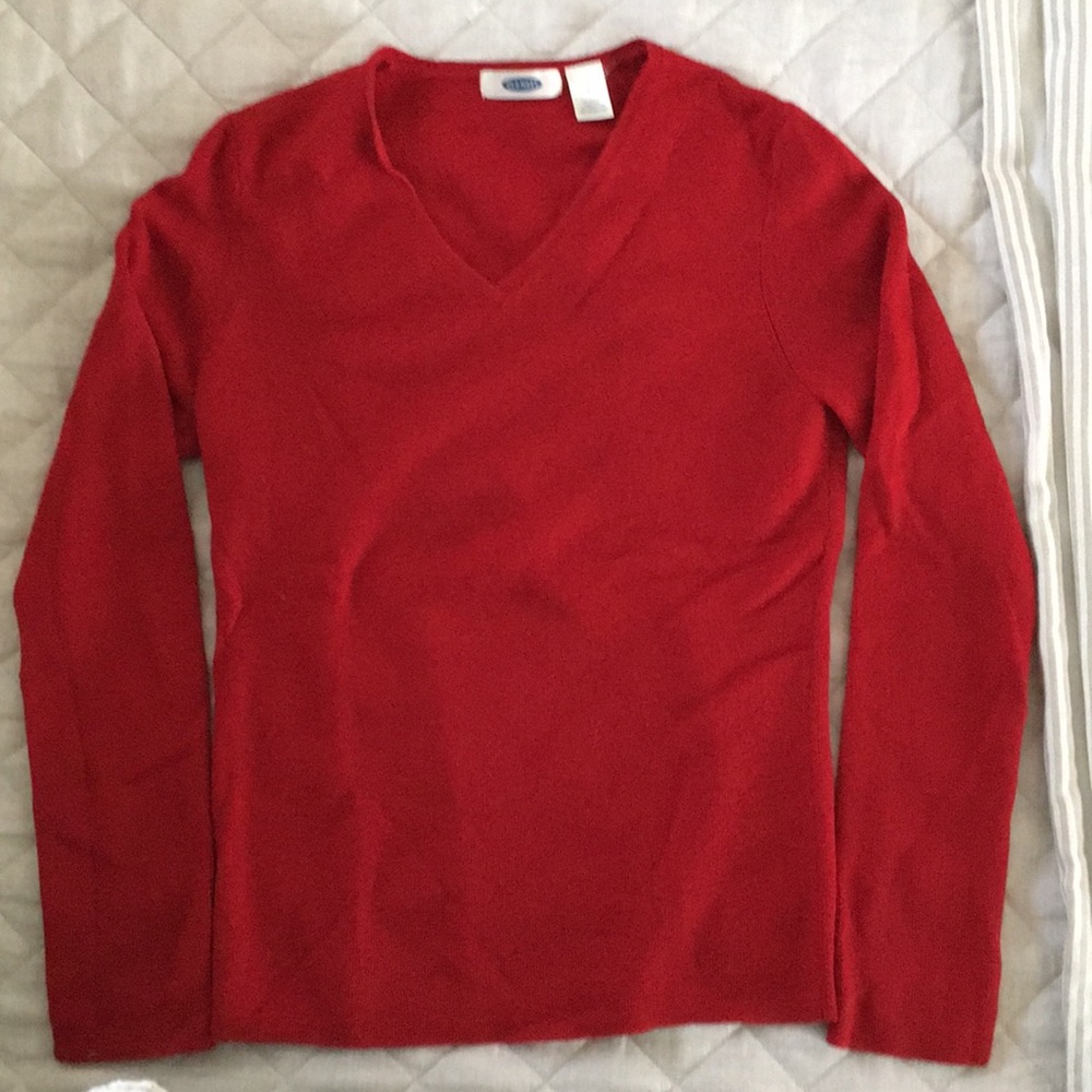 Wool blend red sweater